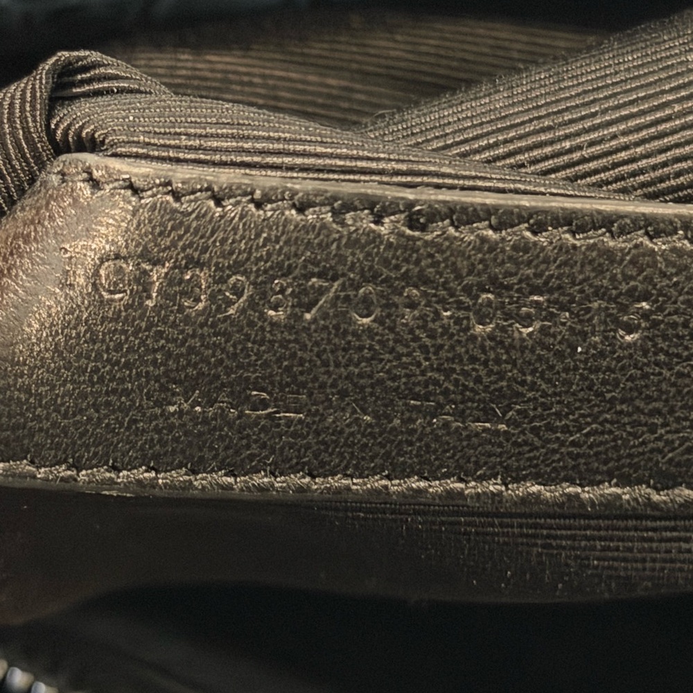Saint Laurent Sac De Jour Tote in Matte Crocodile-Embossed Leather - Picture 13 of 17